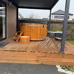 Avec Piscine Et Privatif Exterieur 4 Personnes Apartman Lestrem