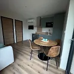 Apartman Avec Piscine Et Privatif Exterieur 4 Personnes *