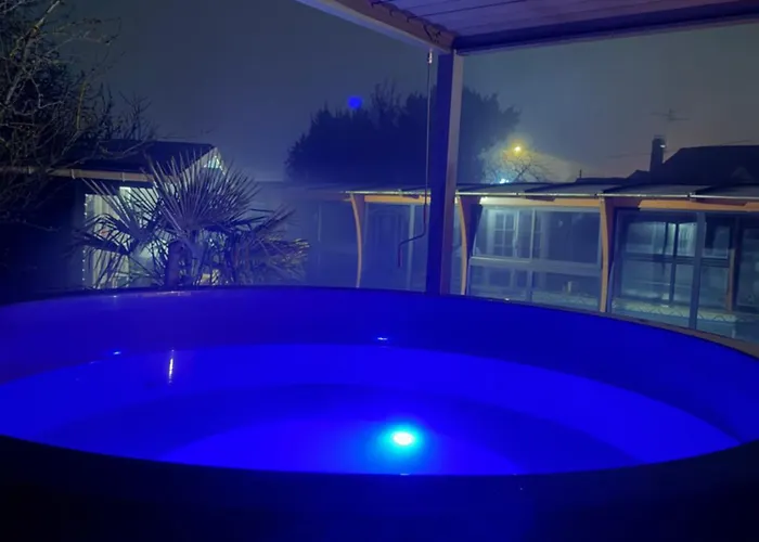 Avec Piscine Et Privatif Exterieur 4 Personnes