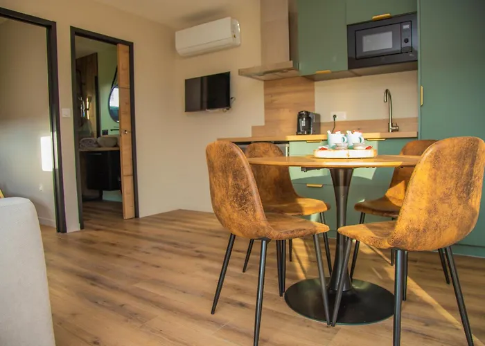 Avec Piscine Et Privatif Exterieur 4 Personnes Lestrem